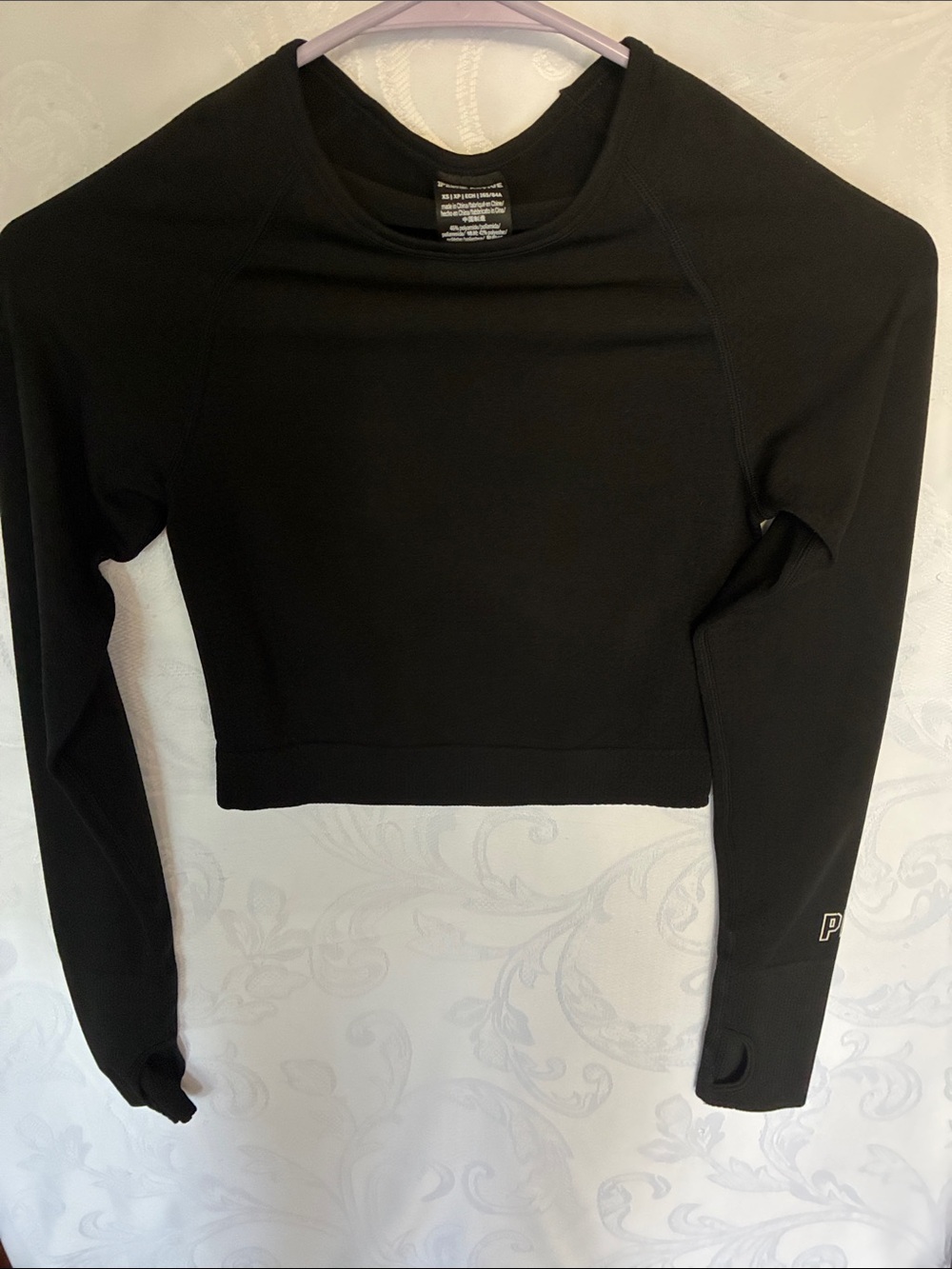 PINK Victoria's Secret Black Long-Sleeve Cropped Top with Thumbholes